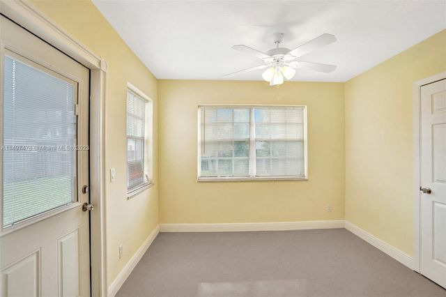 210 N 72nd Ave, Hollywood, FL 33024