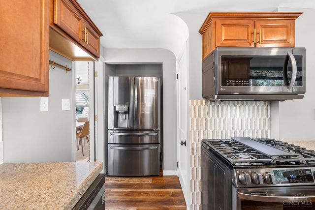 9489 West Avenue, Blue Ash, OH 45242