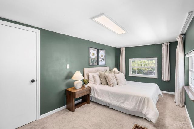 9489 West Avenue, Blue Ash, OH 45242