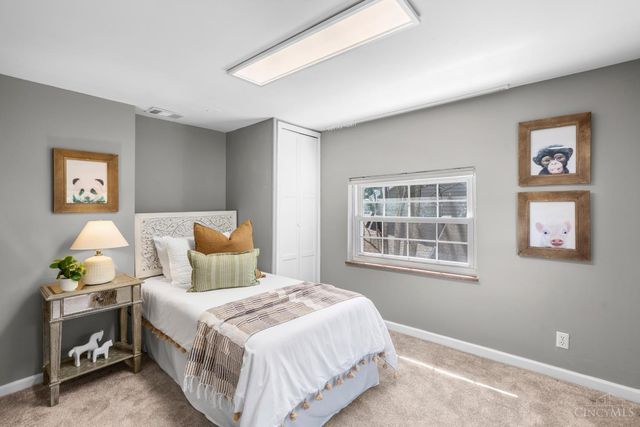 9489 West Avenue, Blue Ash, OH 45242