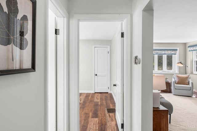 9489 West Avenue, Blue Ash, OH 45242