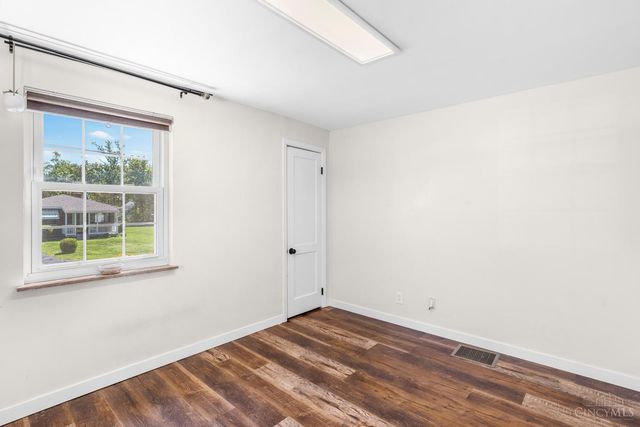 9489 West Avenue, Blue Ash, OH 45242