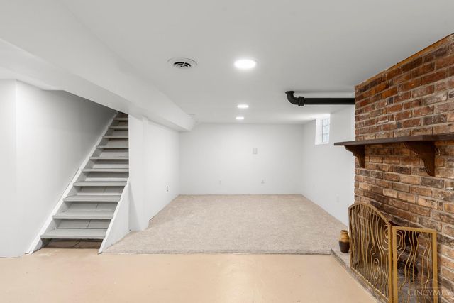 9489 West Avenue, Blue Ash, OH 45242