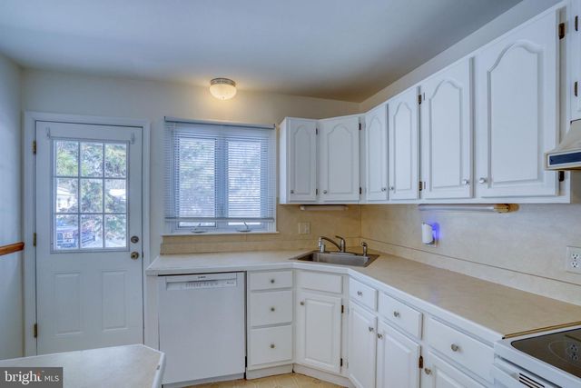 1199 CHARLES DR, Dover, DE 19904