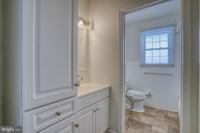 1199 CHARLES DR, Dover, DE 19904