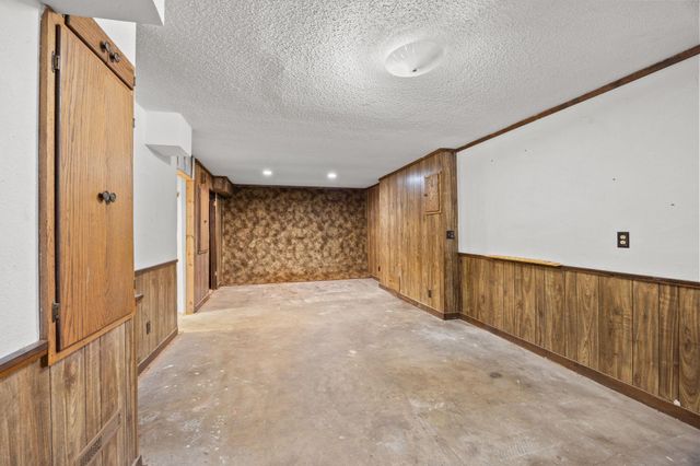 514 W Mill Street, Paynesville, MN 56362