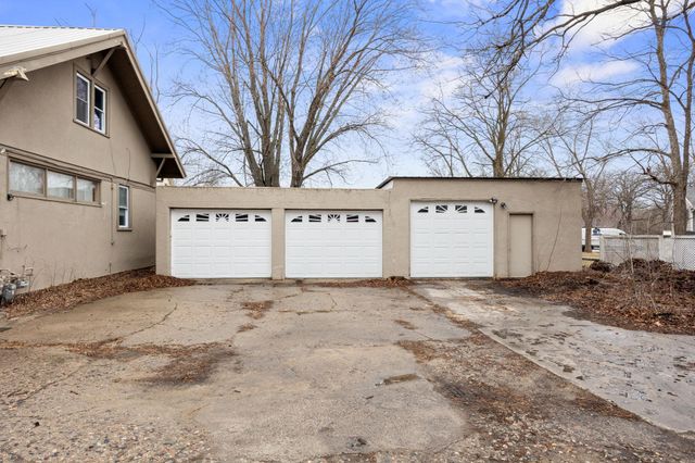 514 W Mill Street, Paynesville, MN 56362