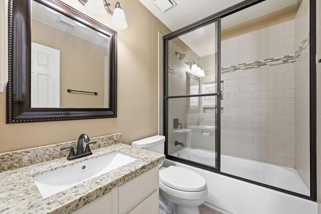 67 Driftoak Circle, The Woodlands, TX 77381