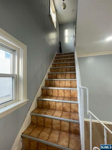 533 Kingsland Avenue, Lyndhurst, NJ 07071