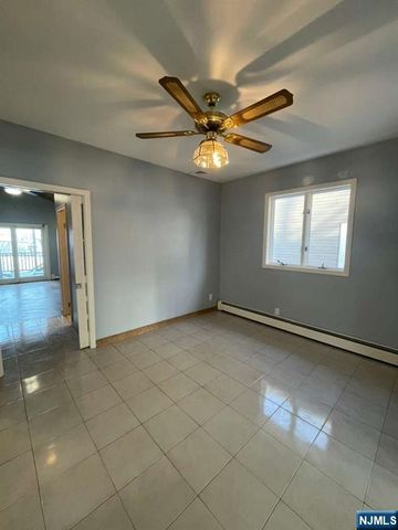 533 Kingsland Avenue, Lyndhurst, NJ 07071