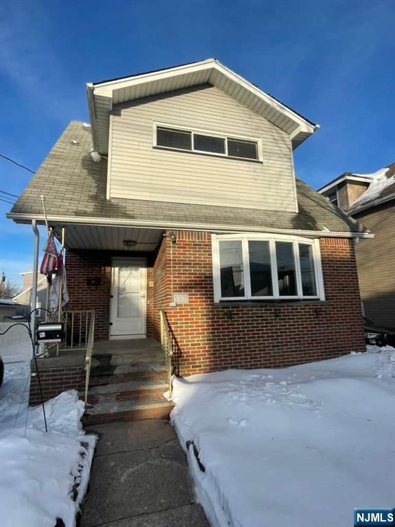 533 Kingsland Avenue, Lyndhurst, NJ 07071