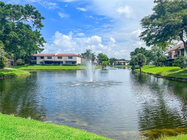 21650 Juego Cir 24H, Boca Raton, FL 33433