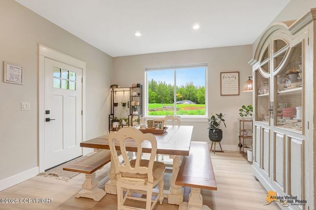 11739 E Apple Circle, Palmer, AK 99645