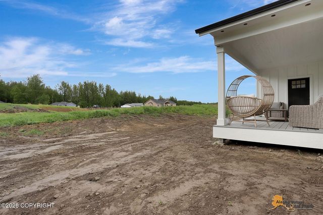 11739 E Apple Circle, Palmer, AK 99645