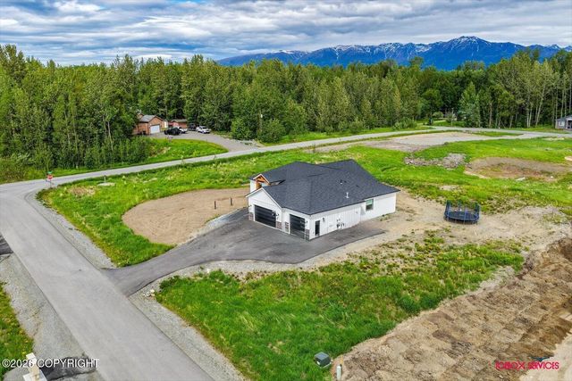 11739 E Apple Circle, Palmer, AK 99645