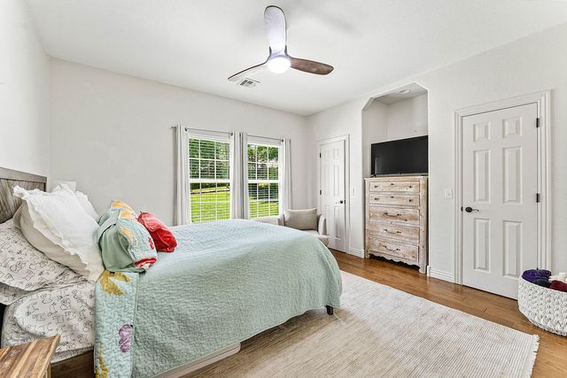60 Murphy Drive, Bella Vista, AR 72715