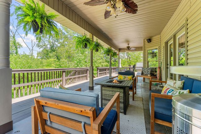 60 Murphy Drive, Bella Vista, AR 72715