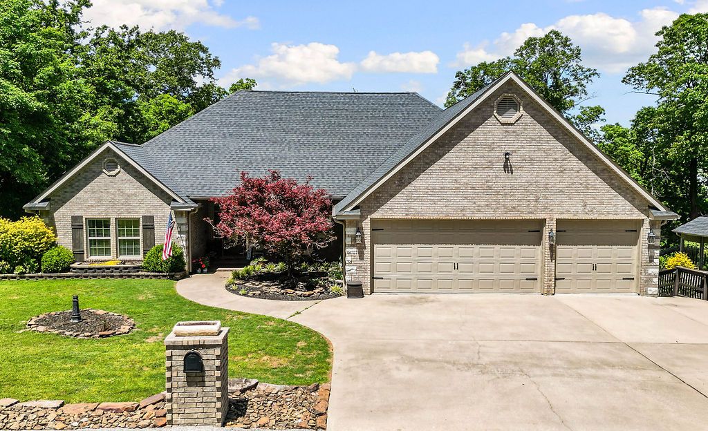60 Murphy Drive, Bella Vista, AR 72715