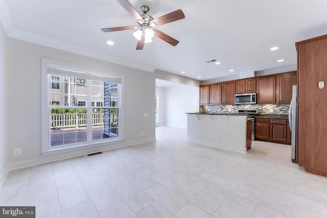43583 WHITE CAP TER, Chantilly, VA 20152