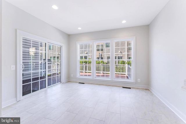 43583 WHITE CAP TER, Chantilly, VA 20152