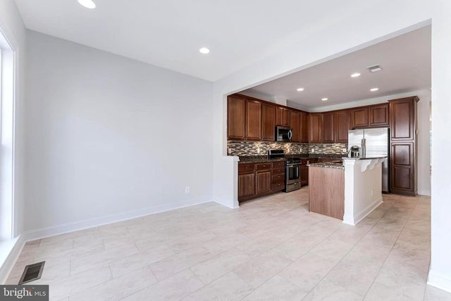 43583 WHITE CAP TER, Chantilly, VA 20152
