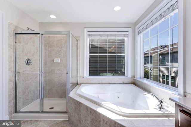 43583 WHITE CAP TER, Chantilly, VA 20152