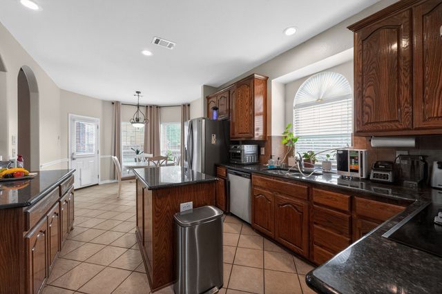 802 Myers Meadow Drive, Garland, TX 75043