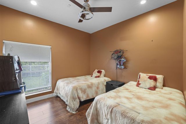 1437 NW 102nd Drive, Coral Springs, FL 33071