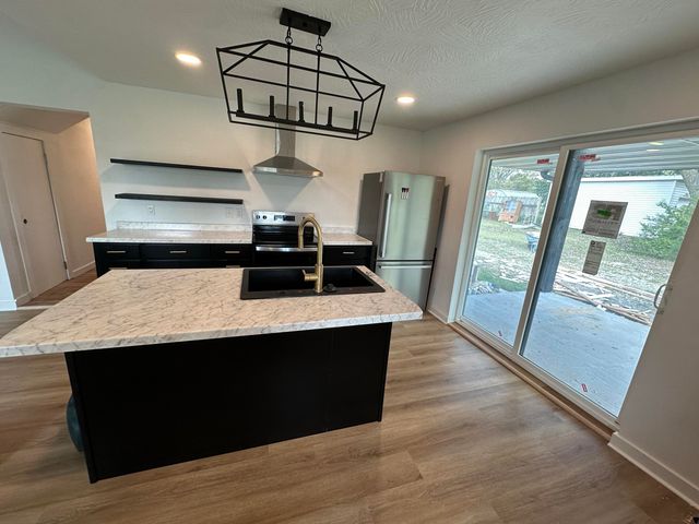 306 W 3rd Street, Miller, MO 65707