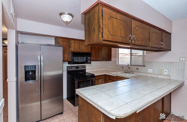 2125 S 27 WAY, Yuma, AZ 85364