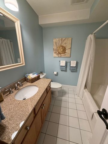 14 Ames Ave C, Canton, MA 02021