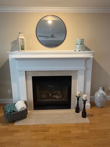 14 Ames Ave C, Canton, MA 02021