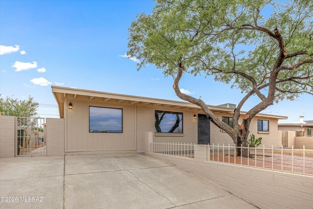 3720 E Concord Sv Stravenue E, Tucson, AZ 85706