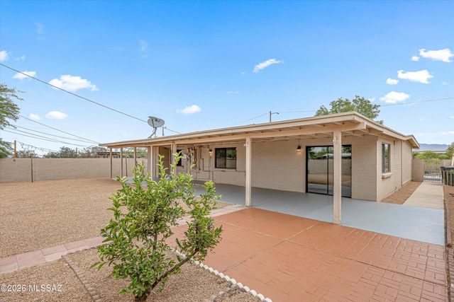 3720 E Concord Sv Stravenue E, Tucson, AZ 85706