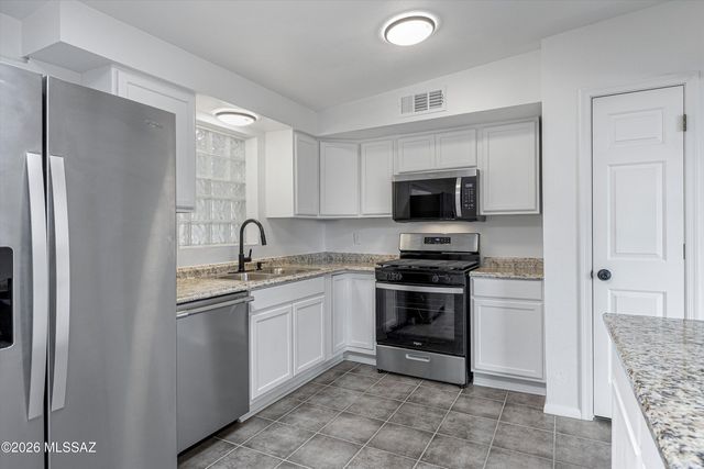 3720 E Concord Sv Stravenue E, Tucson, AZ 85706