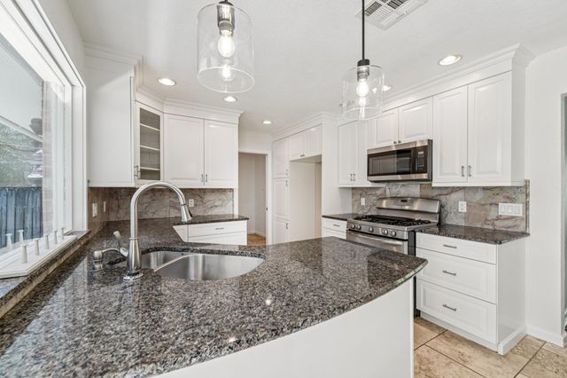 11307 Alhambra DR, Austin, TX 78759