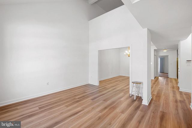 1805 CLOUTIER CT, Wilmington, DE 19803