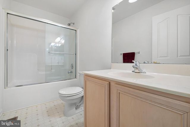 1805 CLOUTIER CT, Wilmington, DE 19803