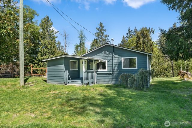 22504 Maple Drive NW, Lakebay, WA 98349