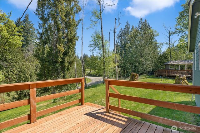 22504 Maple Drive NW, Lakebay, WA 98349
