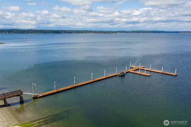 22504 Maple Drive NW, Lakebay, WA 98349