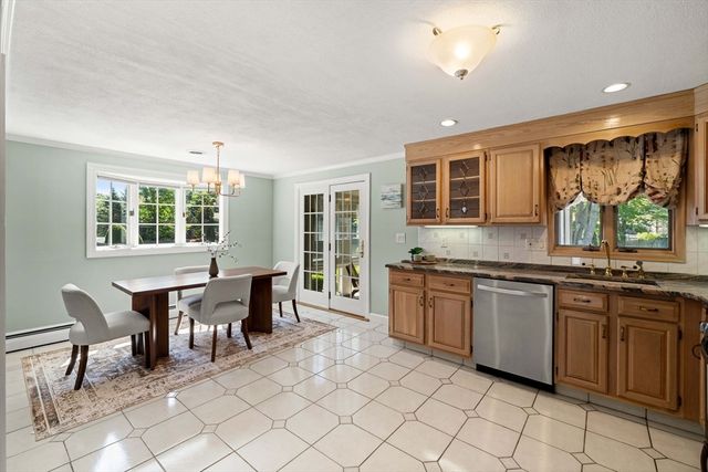 14 Belmont Rd, Burlington, MA 01803