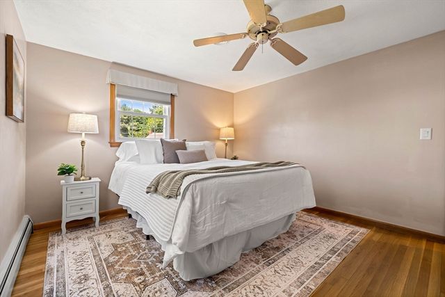 14 Belmont Rd, Burlington, MA 01803