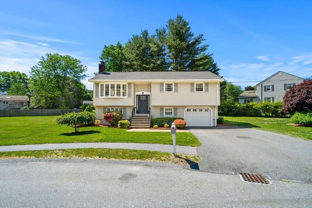 14 Belmont Rd, Burlington, MA 01803