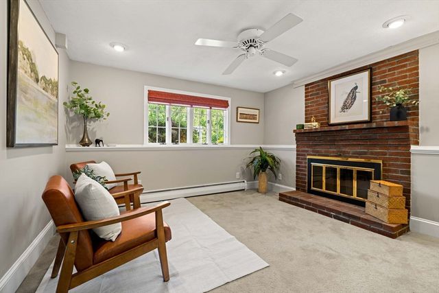 14 Belmont Rd, Burlington, MA 01803