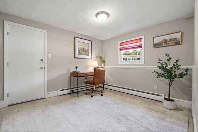 14 Belmont Rd, Burlington, MA 01803