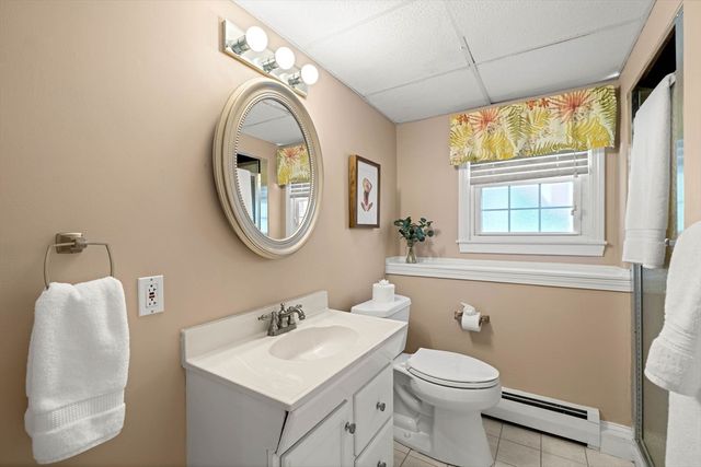 14 Belmont Rd, Burlington, MA 01803