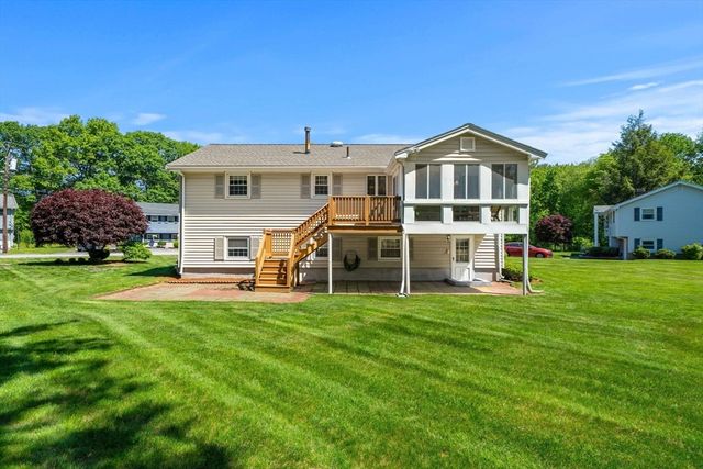 14 Belmont Rd, Burlington, MA 01803