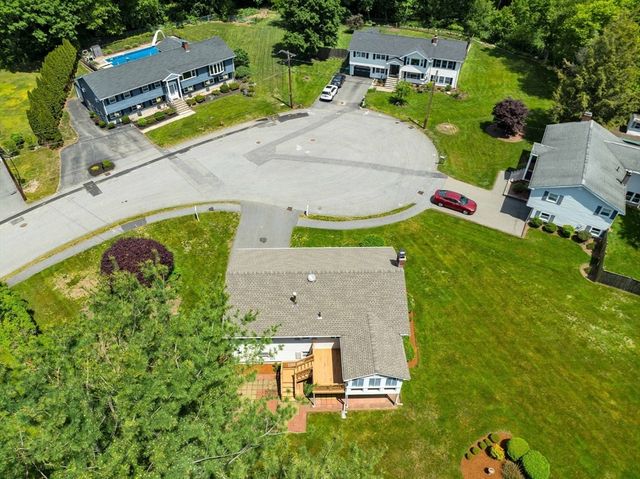 14 Belmont Rd, Burlington, MA 01803
