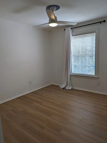 5232 Goodman Drive, The Colony, TX 75056